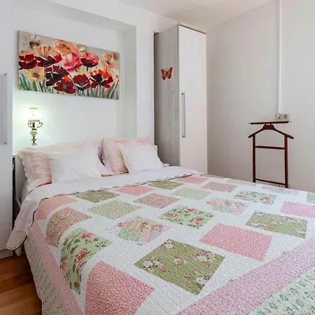 Apartment Uvala